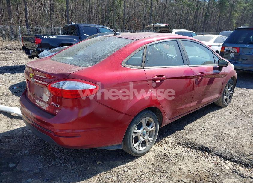 Photo 4 of 2014 Ford Fiesta SE (VIN 3FADP4BJ5EM114418)