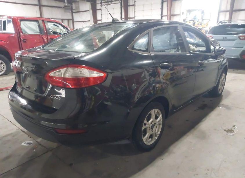 Photo 4 of 2014 Ford Fiesta SE (VIN 3FADP4BJ5EM139786)