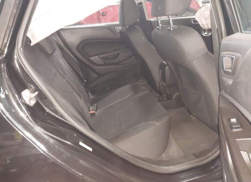 Photo 8 of 2014 Ford Fiesta SE (VIN 3FADP4BJ5EM139786)