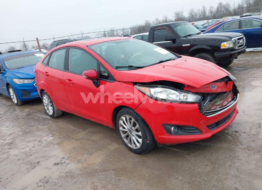 2014 Ford Fiesta SE (VIN 3FADP4BJ5EM195579) main photo