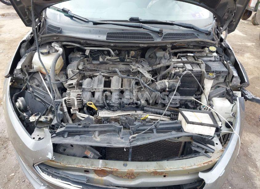 Photo 10 of 2014 Ford Fiesta SE (VIN 3FADP4BJ5EM220996)