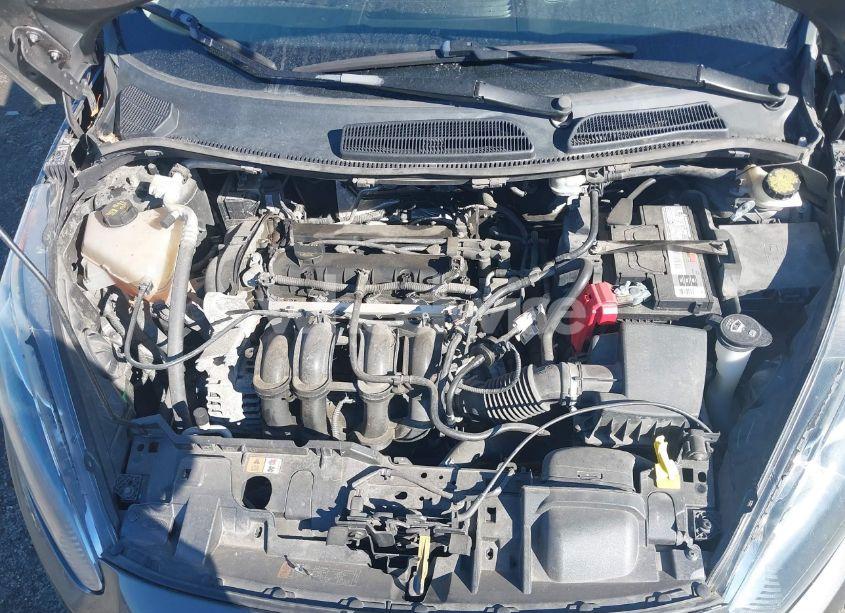 Photo 10 of 2015 Ford Fiesta SE (VIN 3FADP4BJ5FM219915)