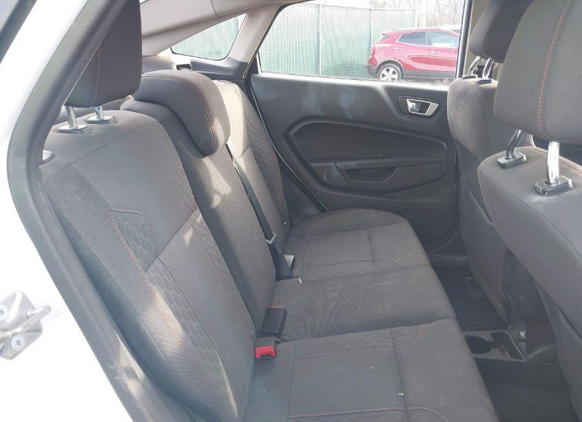 Photo 8 of 2016 Ford Fiesta SE (VIN 3FADP4BJ5GM113837)