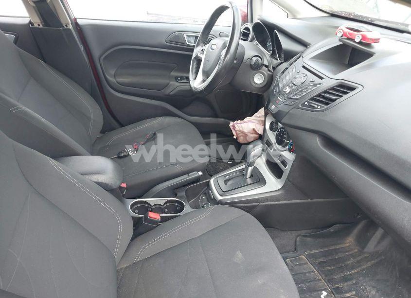 Photo 5 of 2016 Ford Fiesta SE (VIN 3FADP4BJ5GM119380)