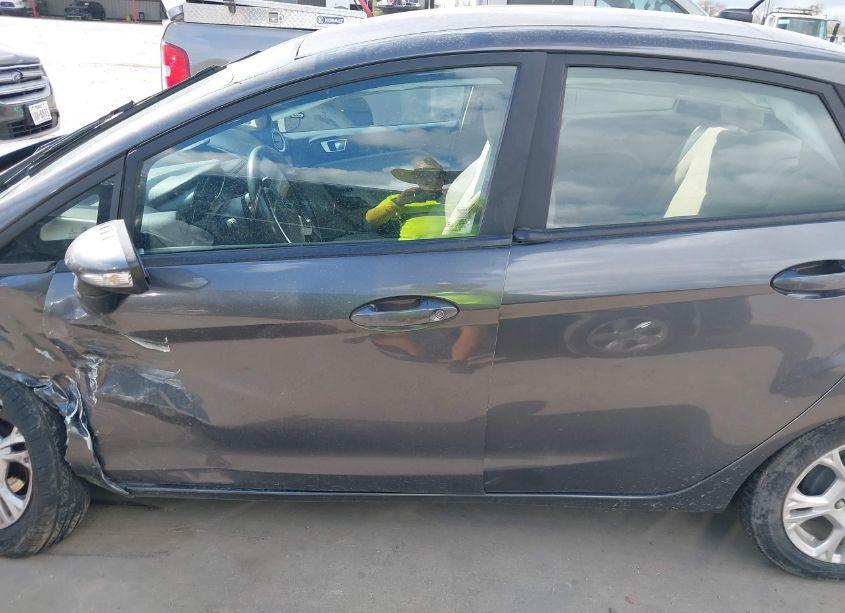 Photo 14 of 2016 Ford Fiesta SE (VIN 3FADP4BJ5GM156820)