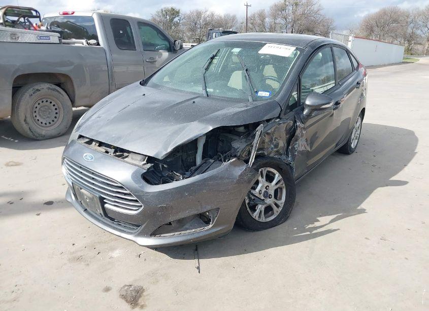 Photo 2 of 2016 Ford Fiesta SE (VIN 3FADP4BJ5GM156820)