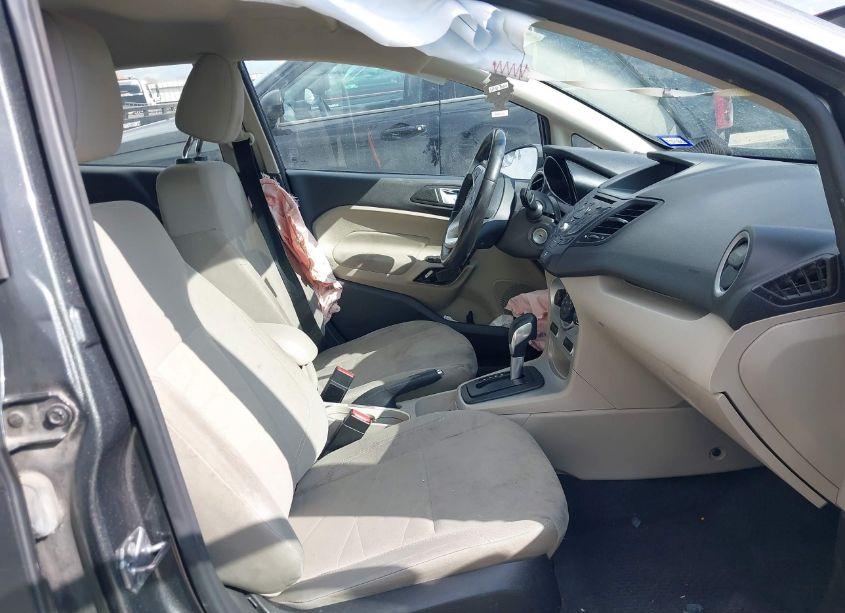 Photo 5 of 2016 Ford Fiesta SE (VIN 3FADP4BJ5GM156820)