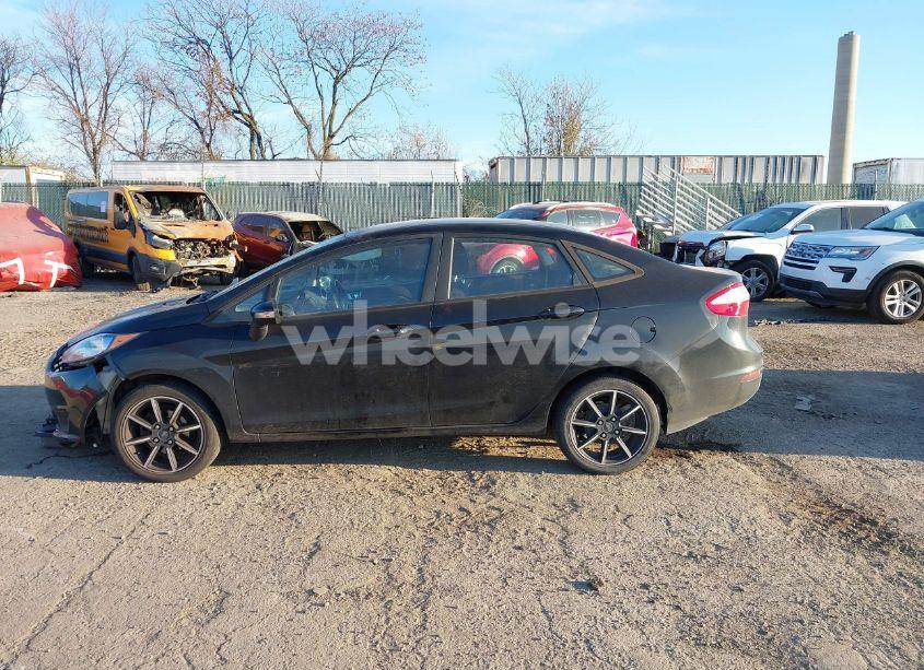Photo 14 of 2016 Ford Fiesta SE (VIN 3FADP4BJ5GM162262)