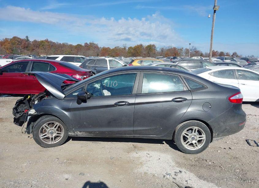 Photo 15 of 2018 Ford Fiesta SE (VIN 3FADP4BJ5JM133402)