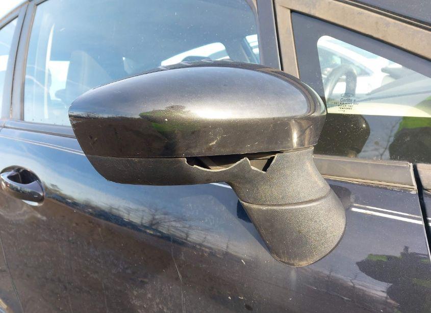 Photo 6 of 2011 Ford Fiesta SE (VIN 3FADP4BJ6BM101012)