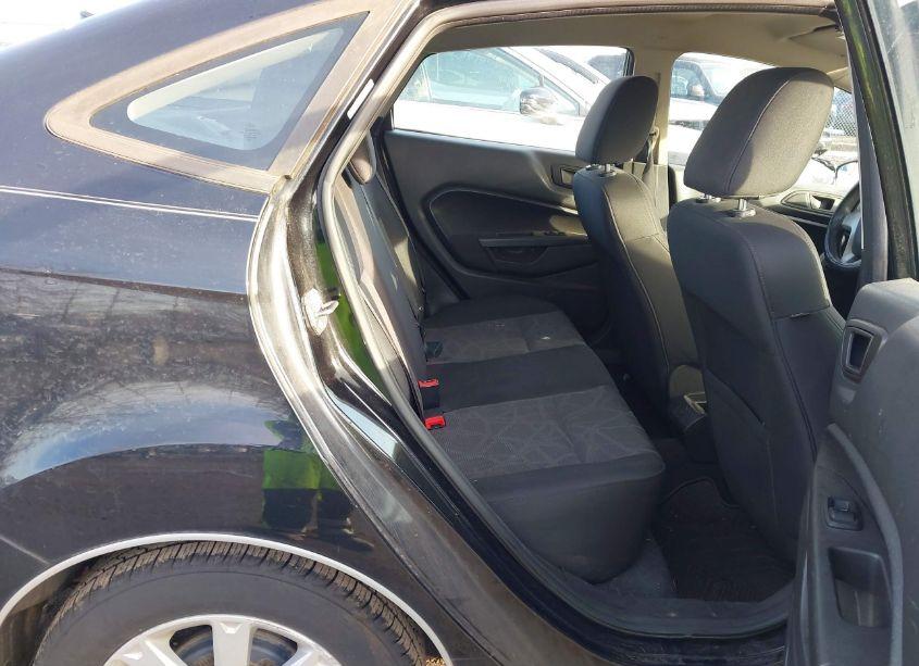 Photo 8 of 2011 Ford Fiesta SE (VIN 3FADP4BJ6BM101012)