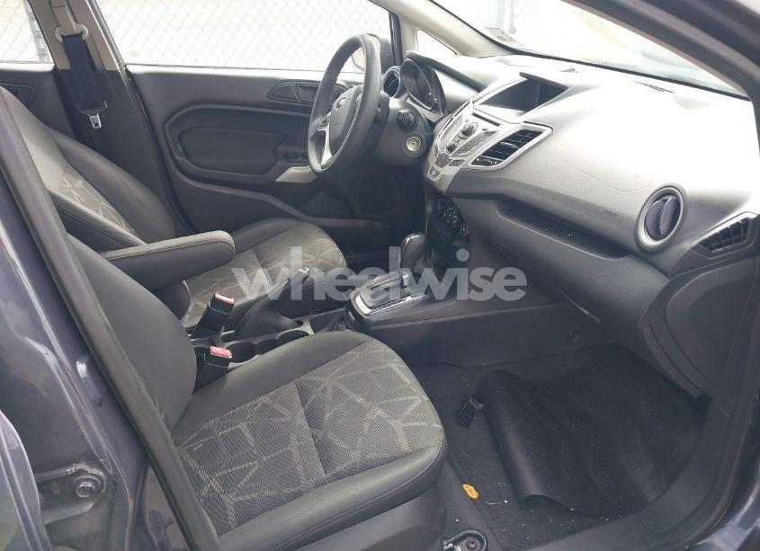 Photo 5 of 2013 Ford Fiesta SE (VIN 3FADP4BJ6DM171418)