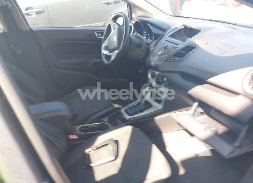 Photo 5 of 2014 Ford Fiesta SE (VIN 3FADP4BJ6EM186051)