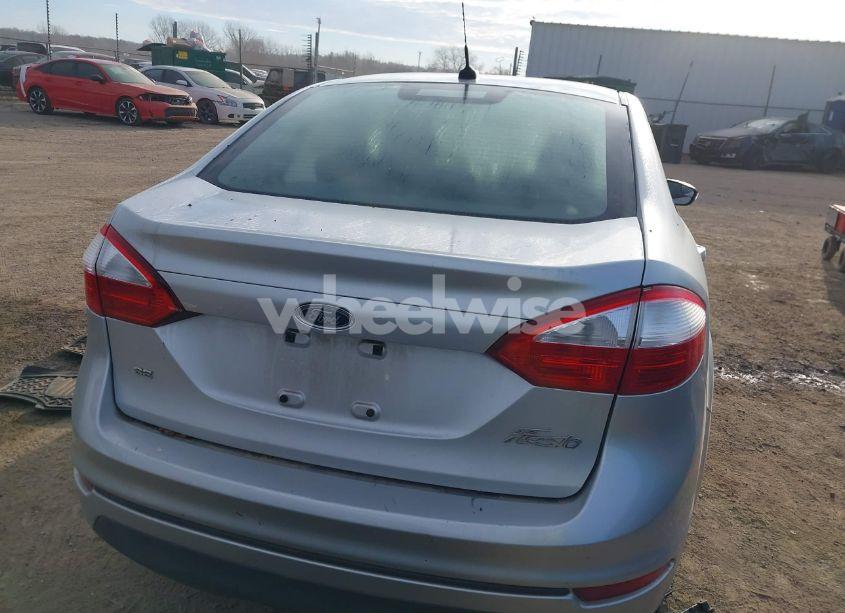 Photo 16 of 2015 Ford Fiesta SE (VIN 3FADP4BJ6FM178971)