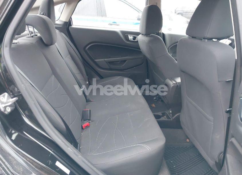 Photo 8 of 2015 Ford Fiesta SE (VIN 3FADP4BJ6FM190182)