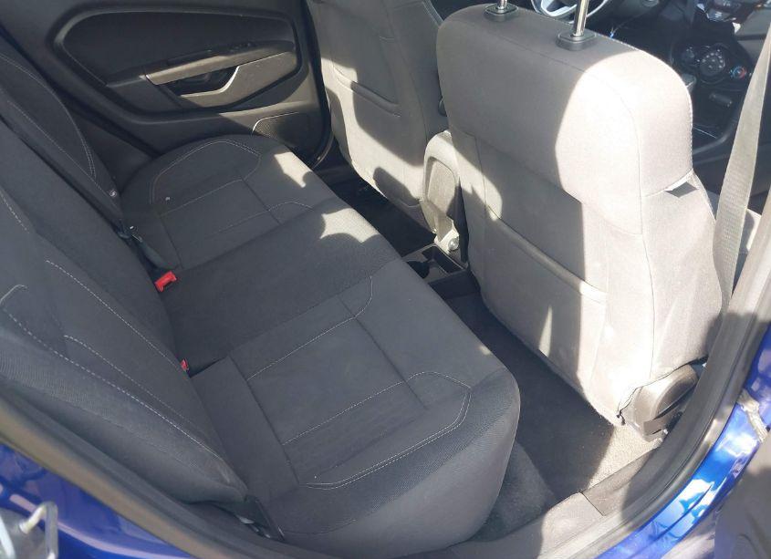 Photo 8 of 2015 Ford Fiesta SE (VIN 3FADP4BJ6FM196709)