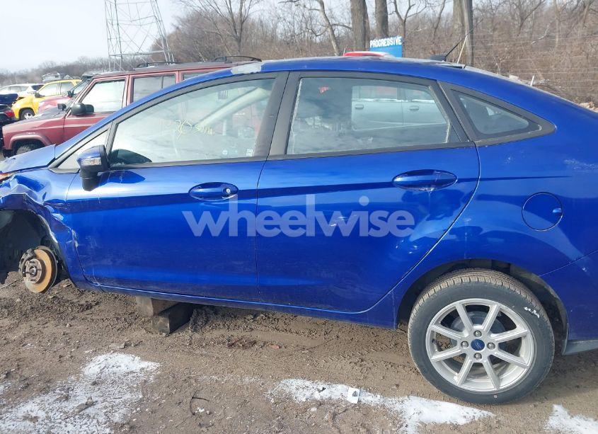 Photo 15 of 2015 Ford Fiesta SE (VIN 3FADP4BJ6FM208826)