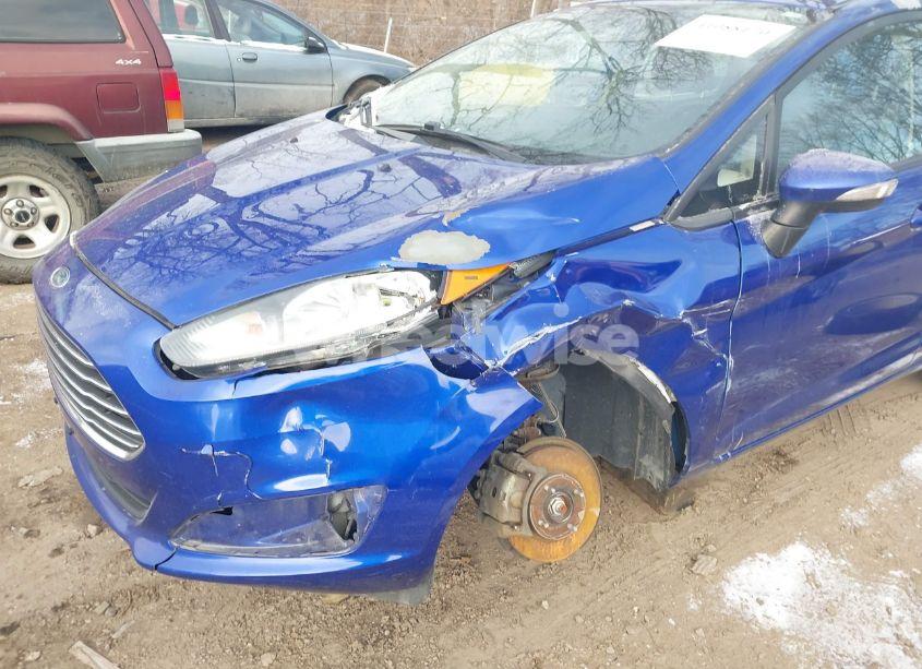 Photo 6 of 2015 Ford Fiesta SE (VIN 3FADP4BJ6FM208826)