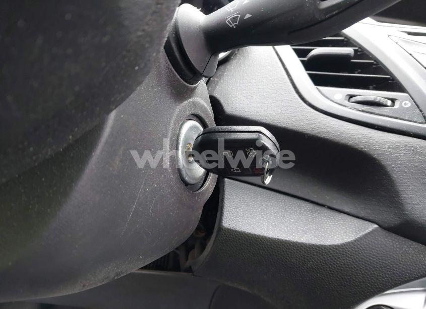 Photo 11 of 2019 Ford Fiesta SE (VIN 3FADP4BJ6KM112818)