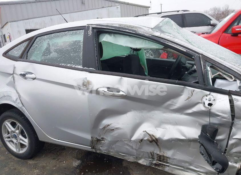 Photo 13 of 2019 Ford Fiesta SE (VIN 3FADP4BJ6KM112818)