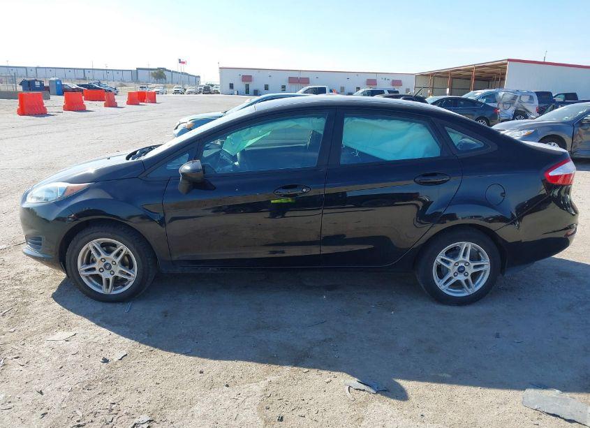 Photo 14 of 2019 Ford Fiesta SE (VIN 3FADP4BJ6KM127190)