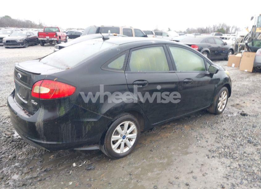 Photo 4 of 2011 Ford Fiesta SE (VIN 3FADP4BJ7BM216153)