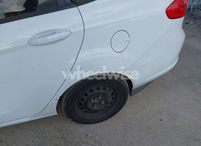 Photo 6 of 2011 Ford Fiesta SE (VIN 3FADP4BJ7BM239061)