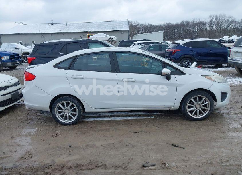 Photo 13 of 2013 Ford Fiesta SE (VIN 3FADP4BJ7DM176210)
