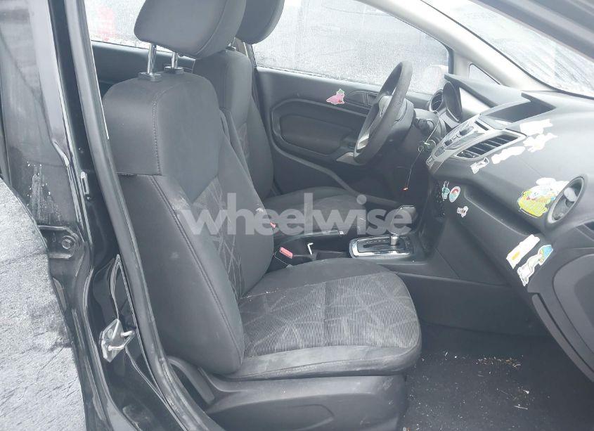 Photo 5 of 2013 Ford Fiesta SE (VIN 3FADP4BJ7DM191225)