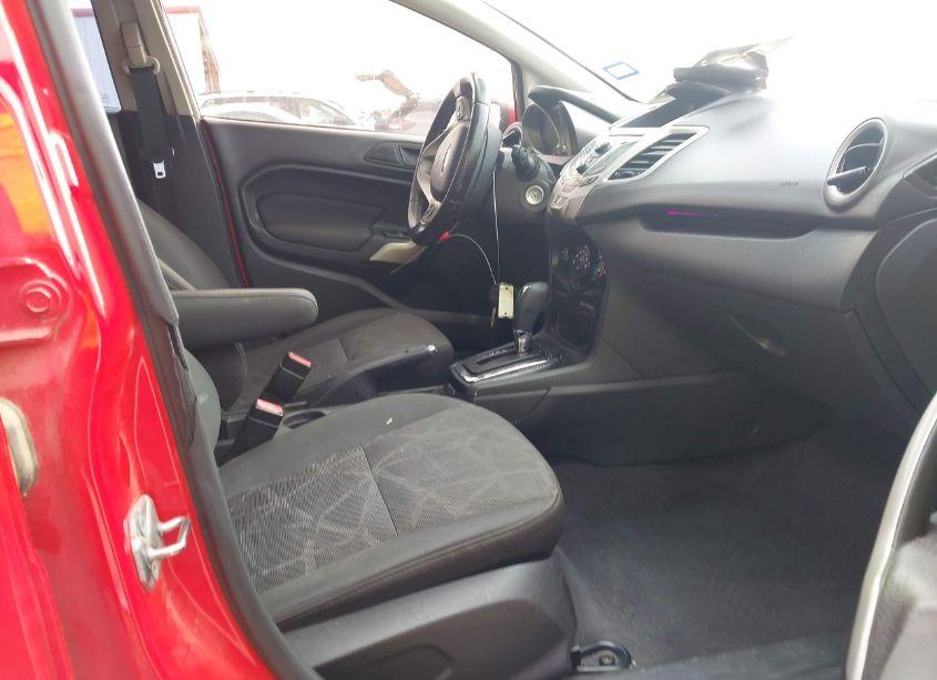 Photo 5 of 2013 Ford Fiesta SE (VIN 3FADP4BJ7DM214437)