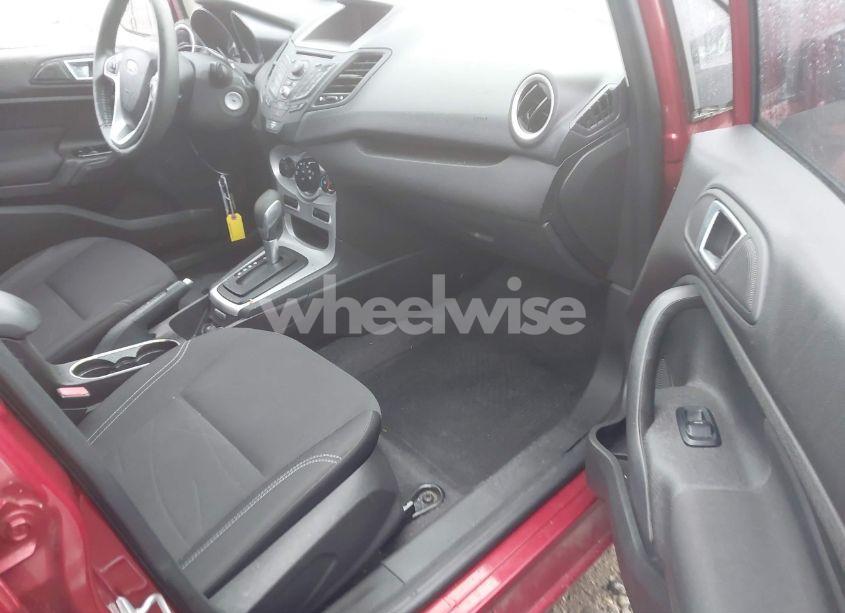 Photo 5 of 2014 Ford Fiesta SE (VIN 3FADP4BJ7EM116915)