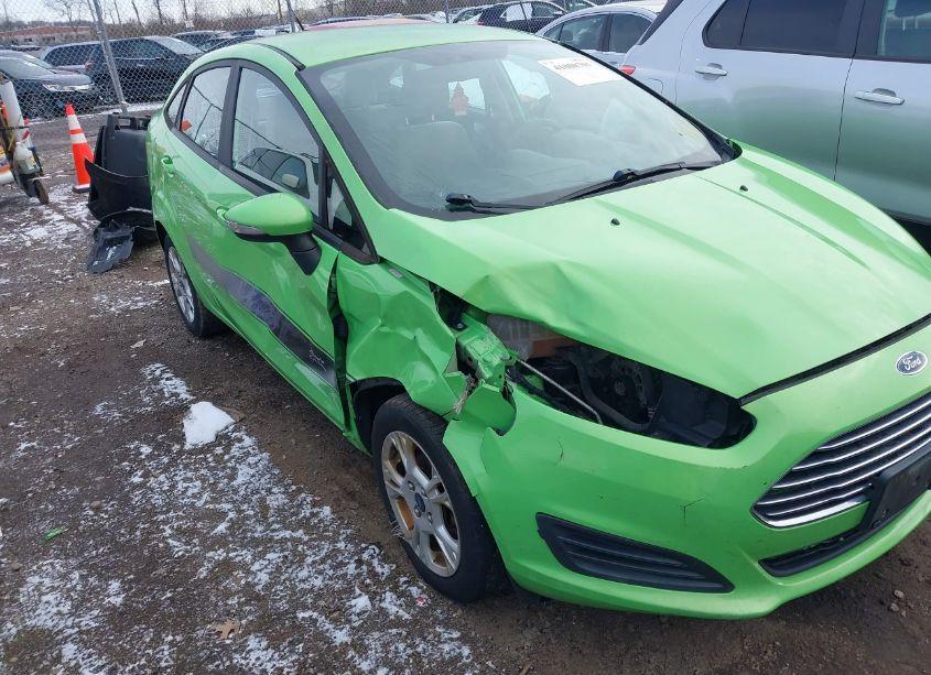 Photo 6 of 2015 Ford Fiesta SE (VIN 3FADP4BJ7FM141315)