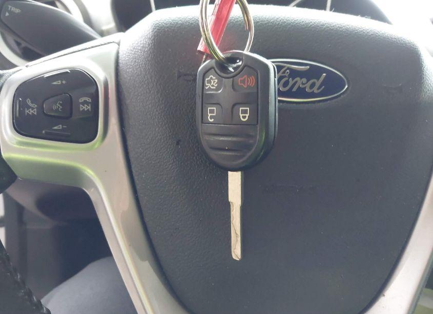 Photo 11 of 2016 Ford Fiesta SE (VIN 3FADP4BJ7GM141428)