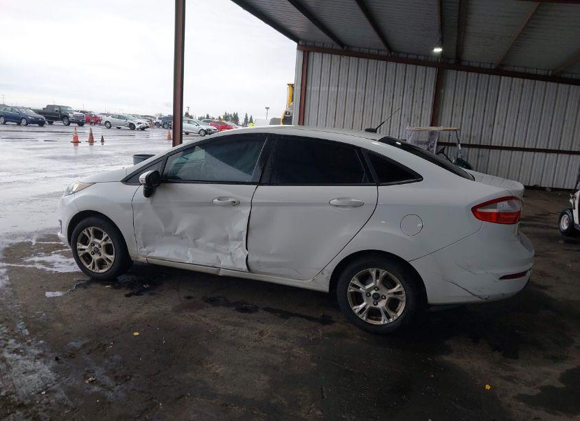 Photo 14 of 2016 Ford Fiesta SE (VIN 3FADP4BJ7GM141428)