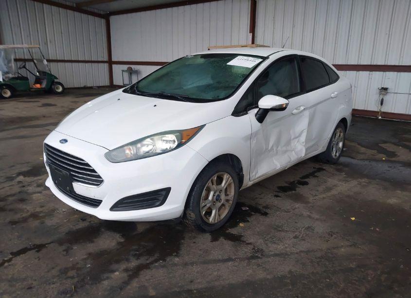 Photo 2 of 2016 Ford Fiesta SE (VIN 3FADP4BJ7GM141428)