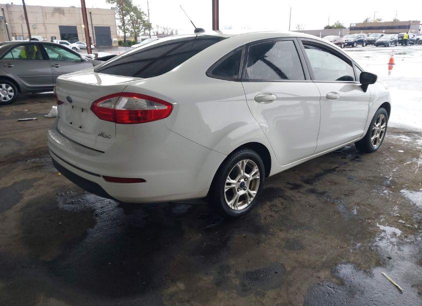 Photo 4 of 2016 Ford Fiesta SE (VIN 3FADP4BJ7GM141428)