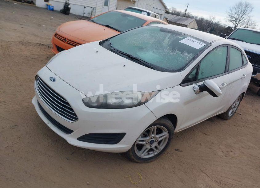 Photo 2 of 2017 Ford Fiesta SE (VIN 3FADP4BJ7HM142631)