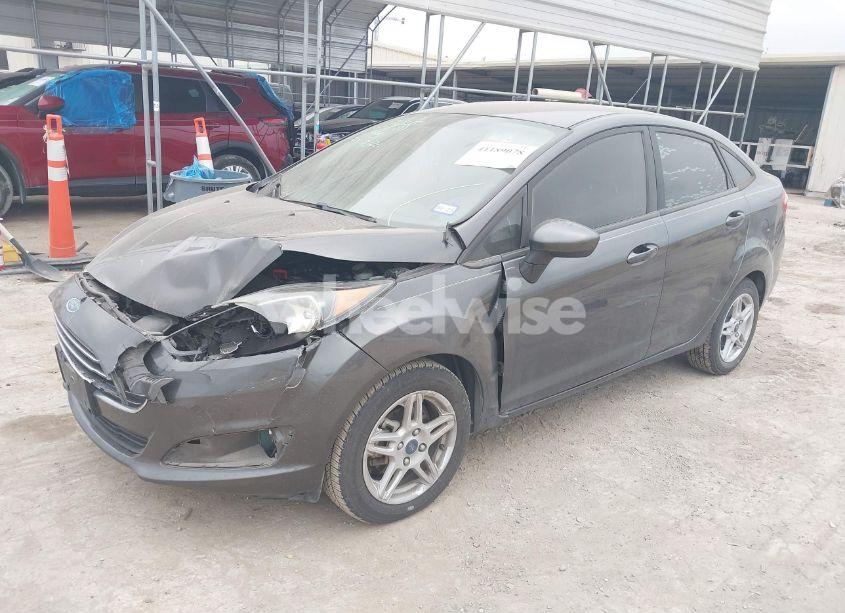 Photo 2 of 2017 Ford Fiesta SE (VIN 3FADP4BJ7HM159414)