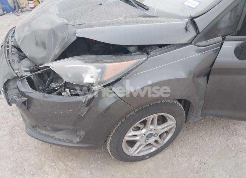 Photo 6 of 2017 Ford Fiesta SE (VIN 3FADP4BJ7HM159414)