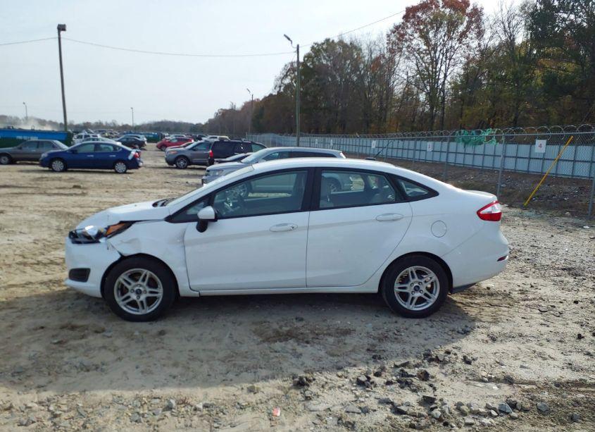 Photo 14 of 2017 Ford Fiesta SE (VIN 3FADP4BJ7HM163656)