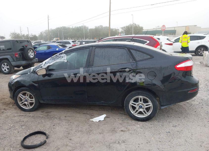 Photo 14 of 2019 Ford Fiesta SE (VIN 3FADP4BJ7KM102525)