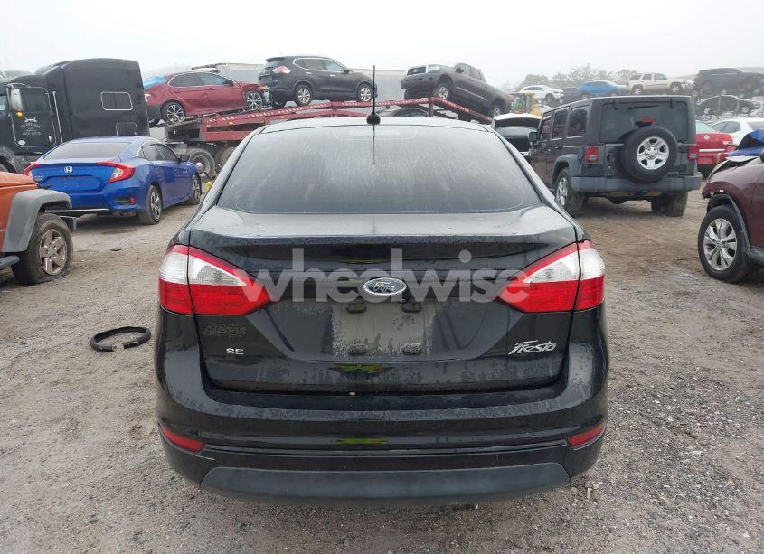 Photo 16 of 2019 Ford Fiesta SE (VIN 3FADP4BJ7KM102525)