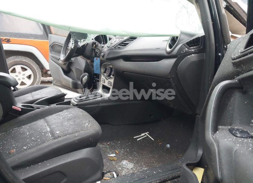 Photo 5 of 2019 Ford Fiesta SE (VIN 3FADP4BJ7KM102525)