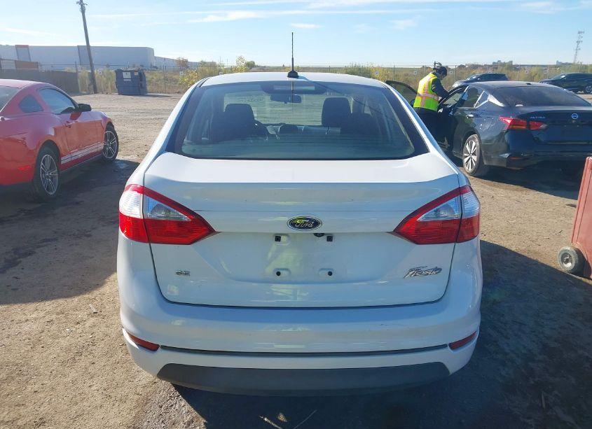 Photo 16 of 2019 Ford Fiesta SE (VIN 3FADP4BJ7KM110219)