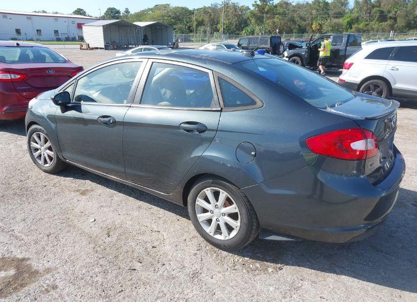 Photo 3 of 2011 Ford Fiesta SE (VIN 3FADP4BJ8BM218896)