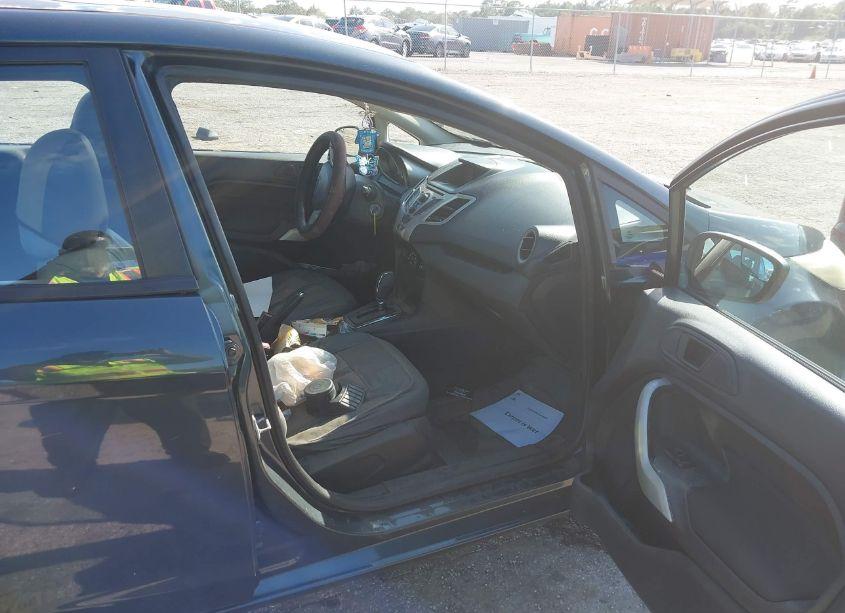 Photo 5 of 2011 Ford Fiesta SE (VIN 3FADP4BJ8BM218896)