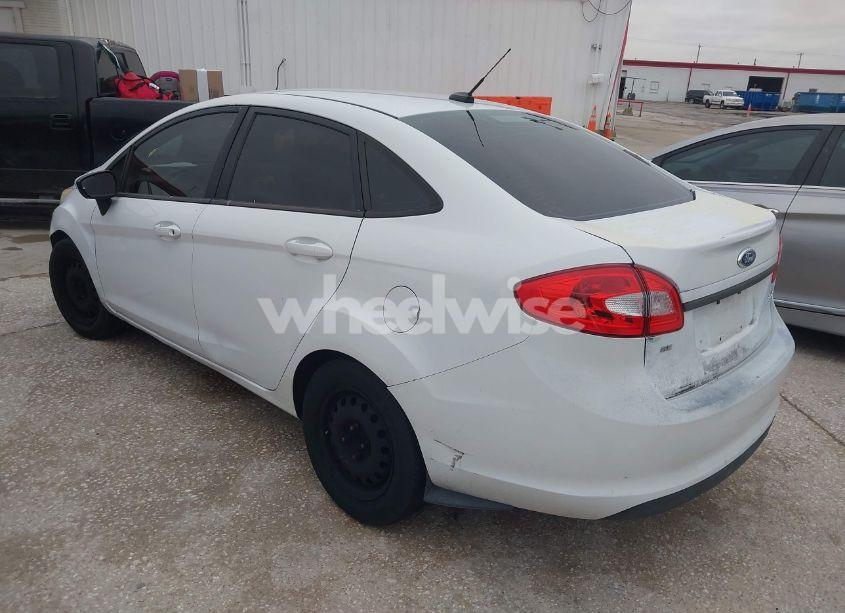 Photo 3 of 2011 Ford Fiesta SE (VIN 3FADP4BJ8BM226206)