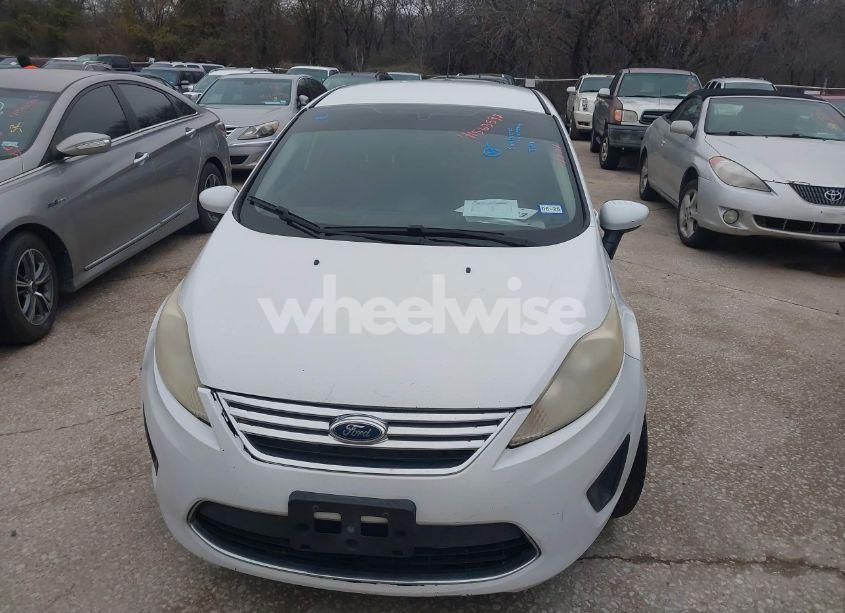 Photo 6 of 2011 Ford Fiesta SE (VIN 3FADP4BJ8BM226206)