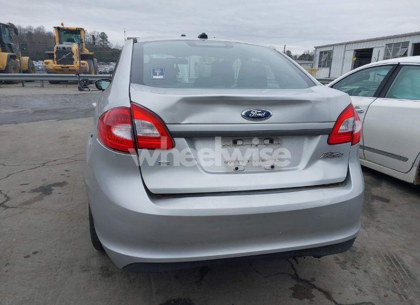 Photo 6 of 2012 Ford Fiesta SE (VIN 3FADP4BJ8CM137219)