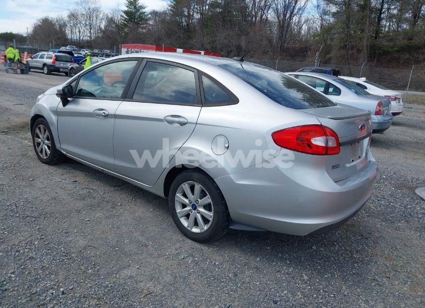 Photo 3 of 2012 Ford Fiesta SE (VIN 3FADP4BJ8CM156806)